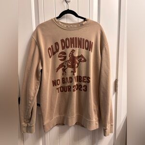 Old Dominion band tour crew neck